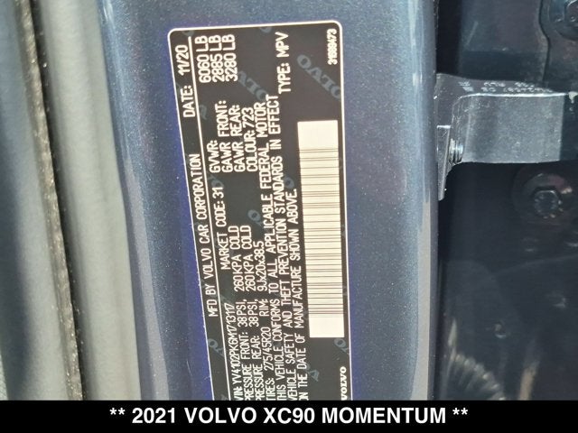 2021 Volvo XC90 Momentum