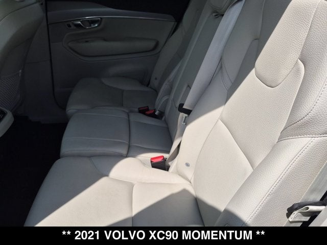 2021 Volvo XC90 Momentum