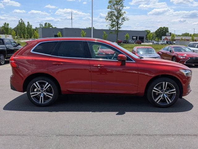 2021 Volvo XC60 Momentum