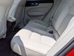 2021 Volvo XC60 Momentum