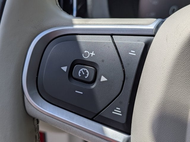 2021 Volvo XC60 Momentum