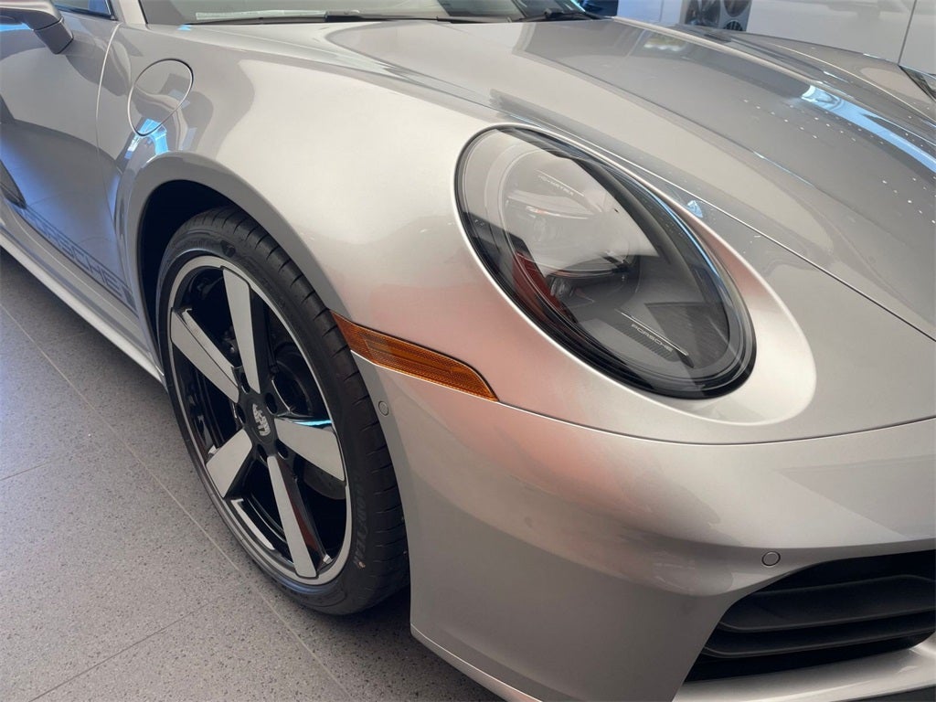 2026 Porsche 911 Carrera