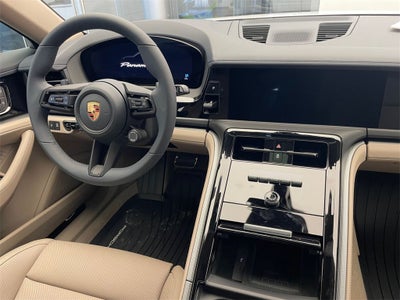 2026 Porsche Panamera 4
