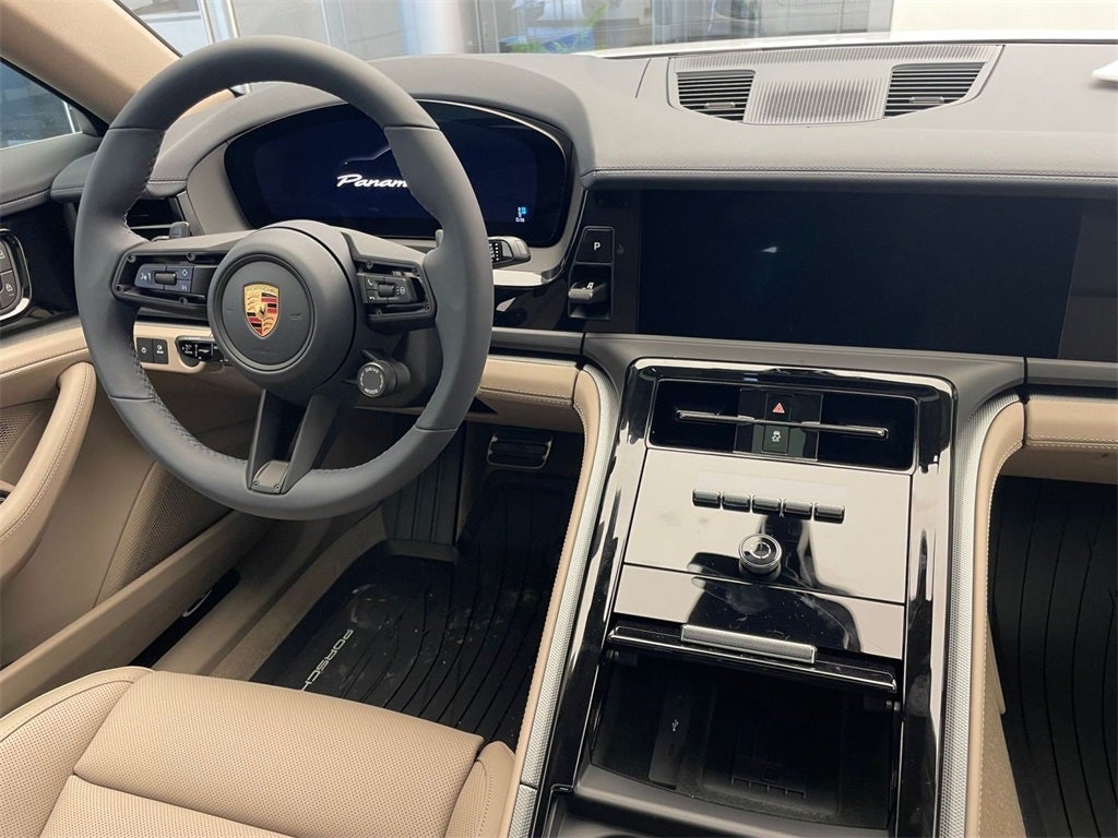 2026 Porsche Panamera 4