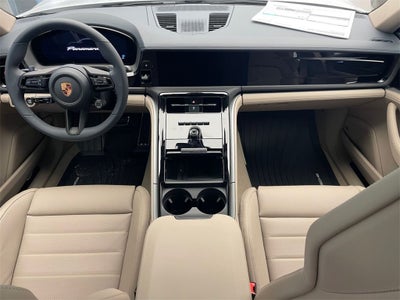 2026 Porsche Panamera 4