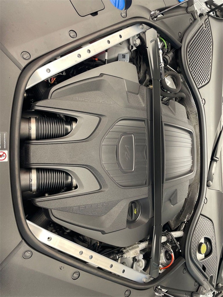 2026 Porsche Panamera 4