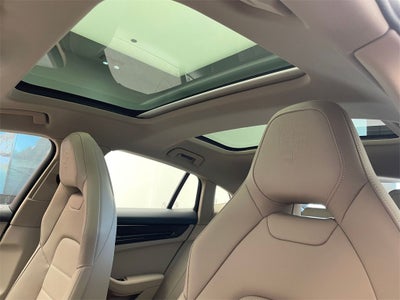 2026 Porsche Panamera 4