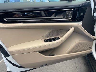 2026 Porsche Panamera 4