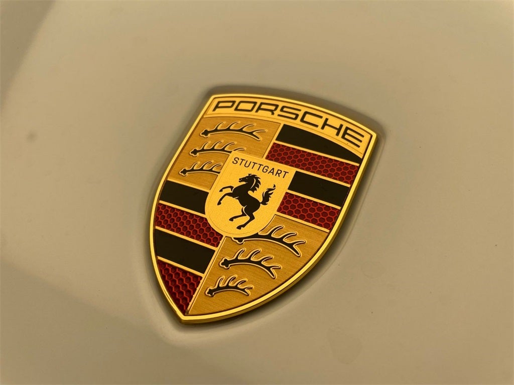 2026 Porsche Panamera 4