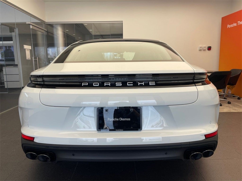2026 Porsche Panamera 4