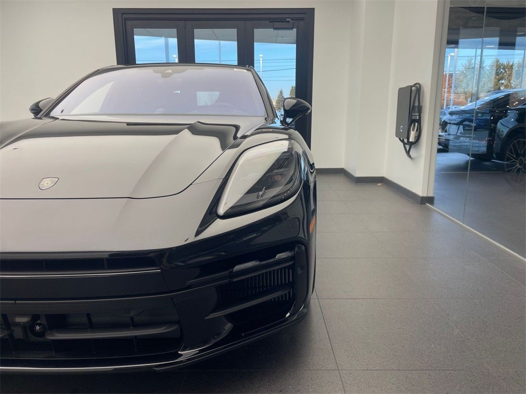 2026 Porsche Panamera Turbo