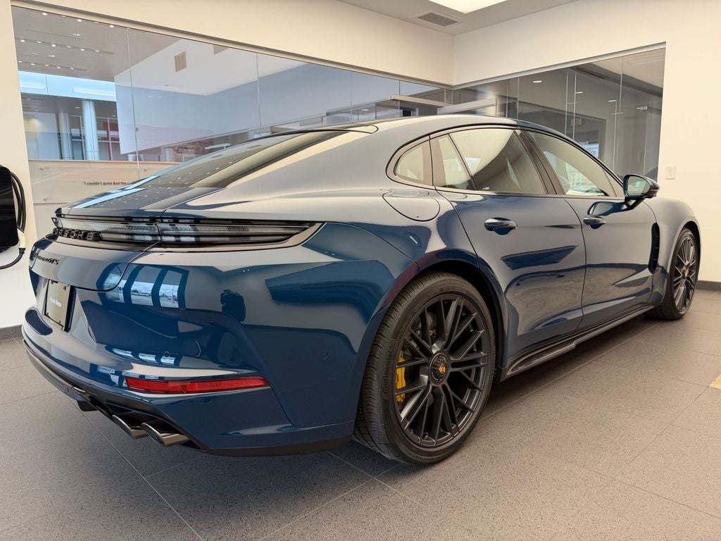 2026 Porsche Panamera GTS