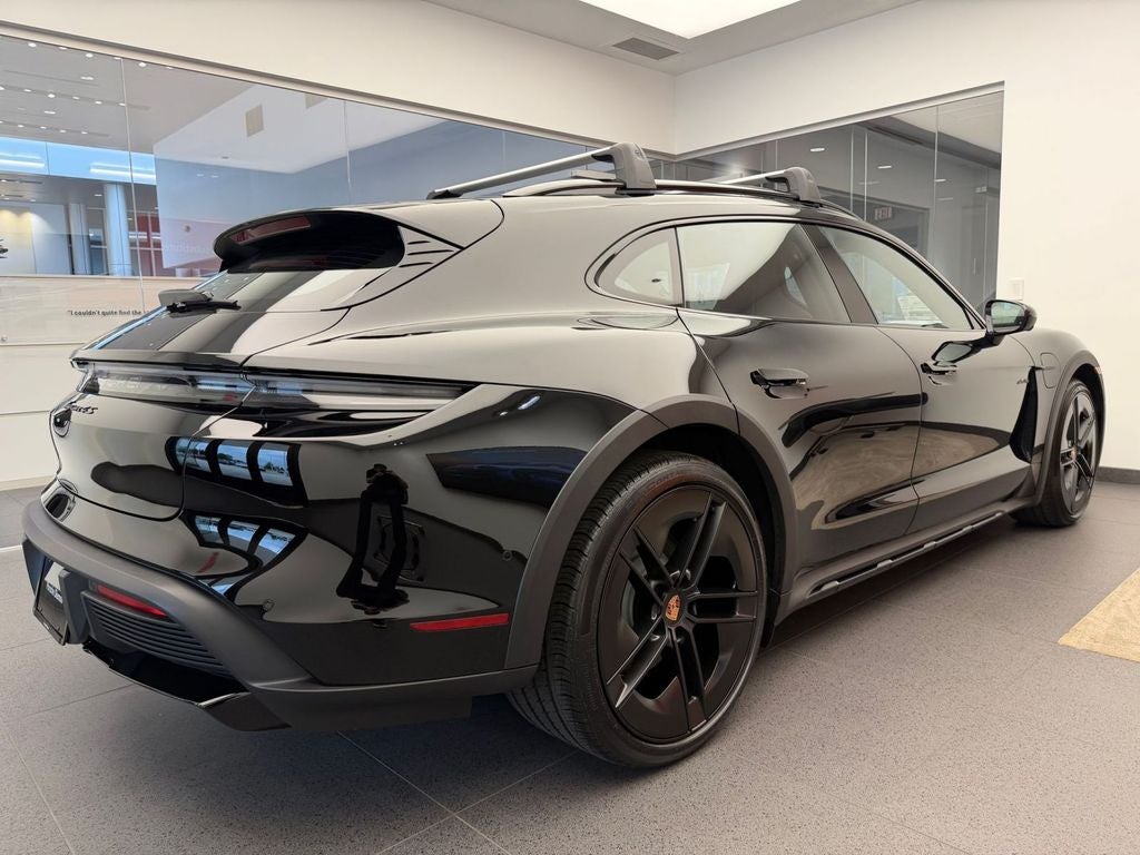 2026 Porsche Taycan Cross Turismo 4S