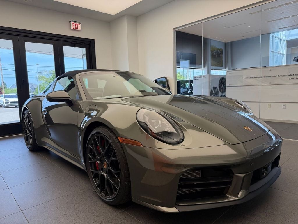 2026 Porsche 911 Targa 4S