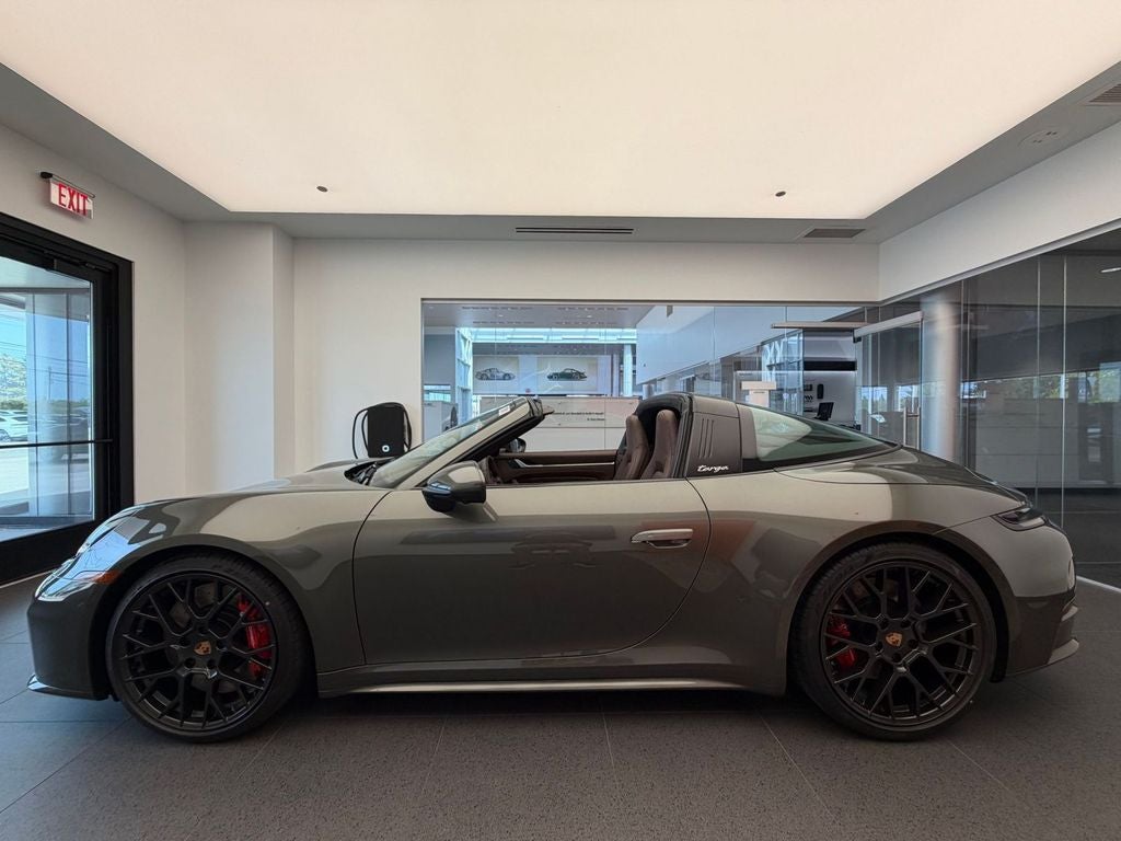 2026 Porsche 911 Targa 4S