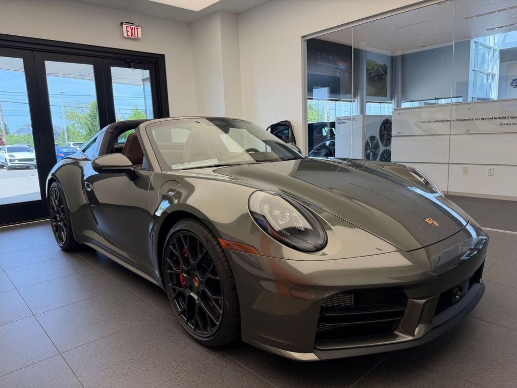 2026 Porsche 911 Targa 4S