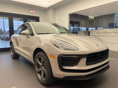 2026 Porsche Macan Base