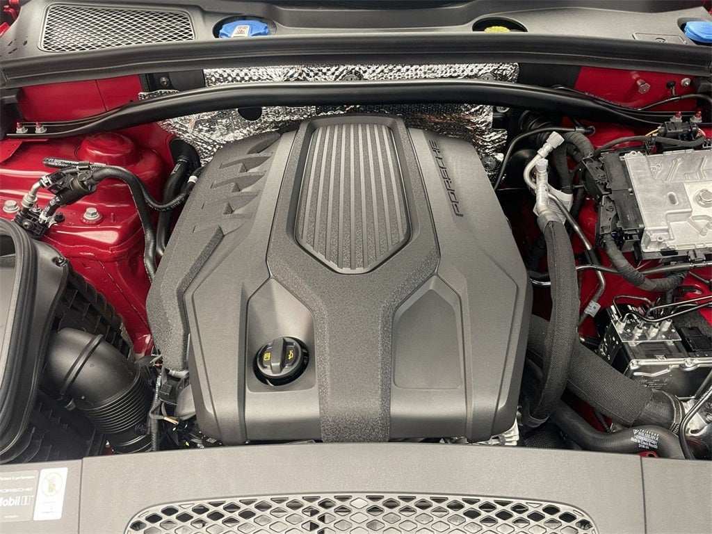 2026 Porsche Macan Base