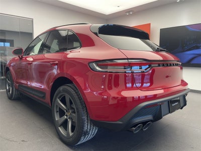 2026 Porsche Macan Base