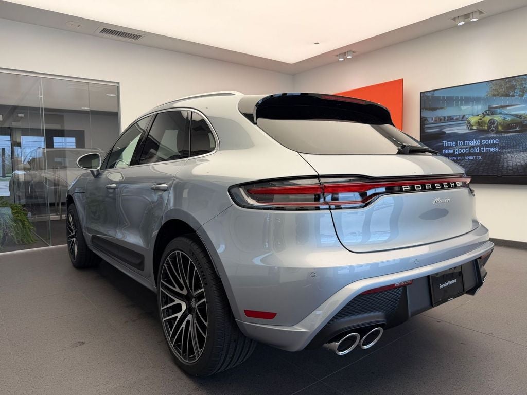 2026 Porsche Macan Base