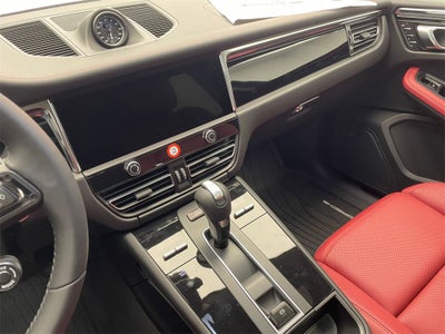 2026 Porsche Macan T