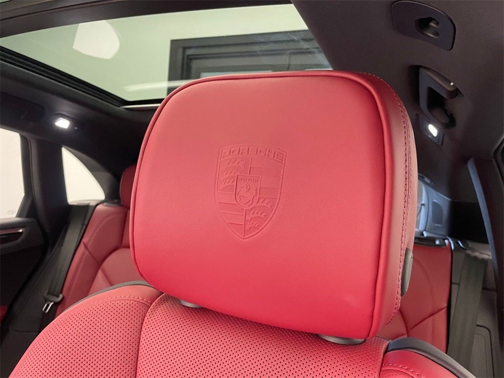 2026 Porsche Macan T