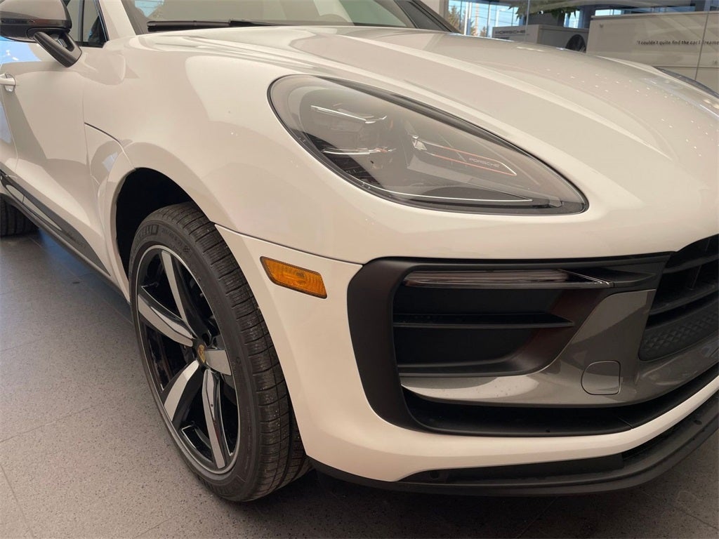 2026 Porsche Macan T