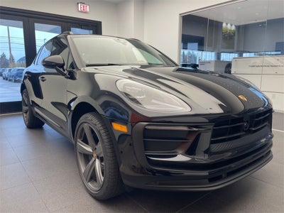 2026 Porsche Macan Base