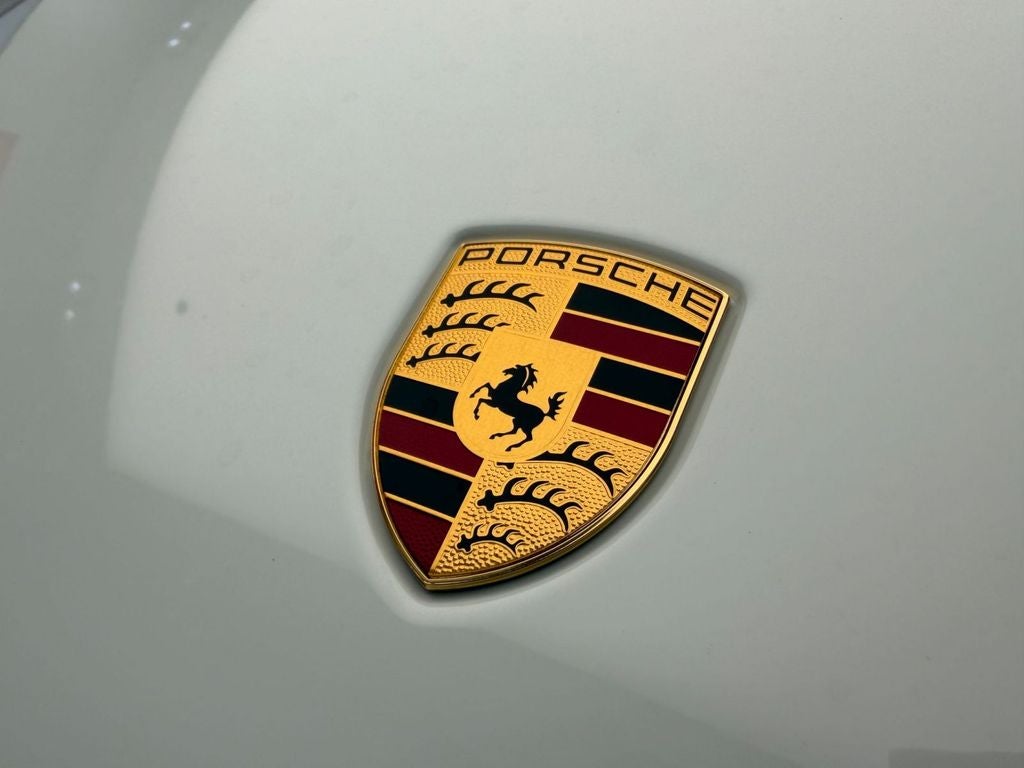 2026 Porsche Macan Base