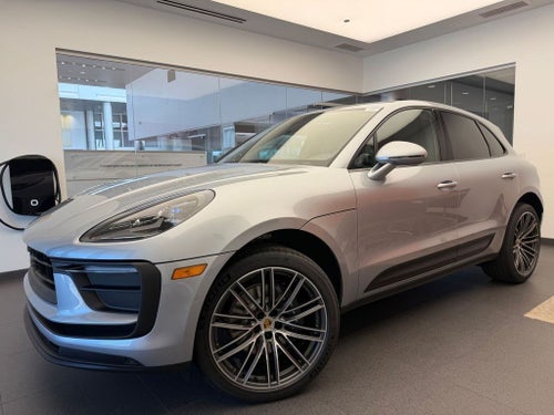 2026 Porsche Macan Base
