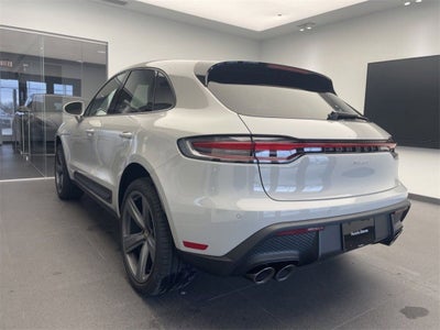 2025 Porsche Macan Base