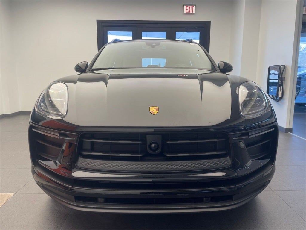 2026 Porsche Macan Base