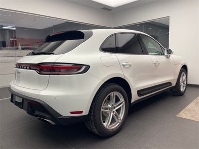 2026 Porsche Macan Base