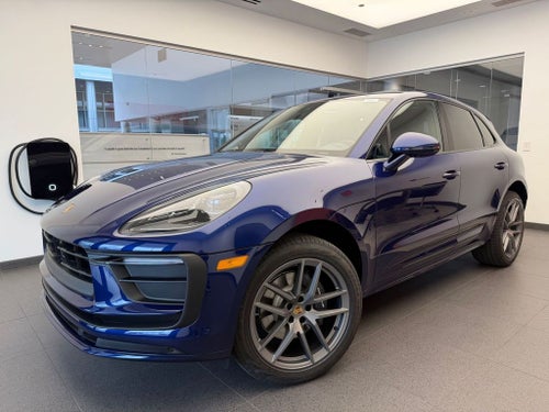 2026 Porsche Macan Base
