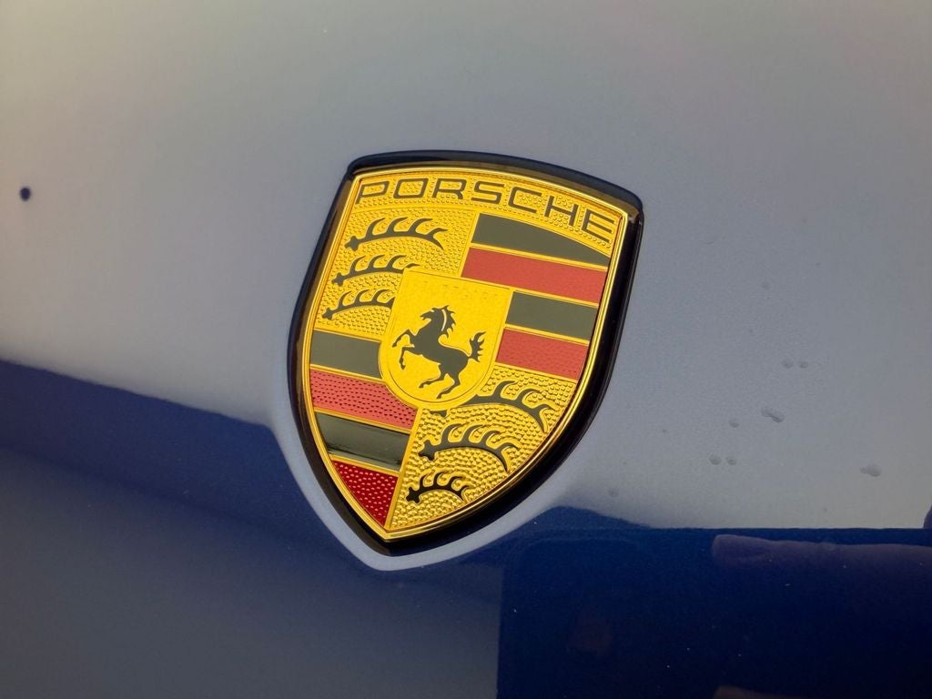 2026 Porsche Macan Base