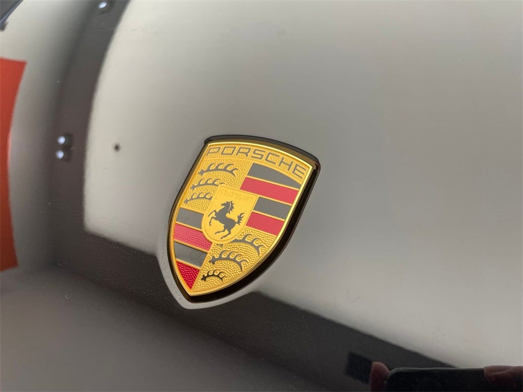 2026 Porsche Macan Base