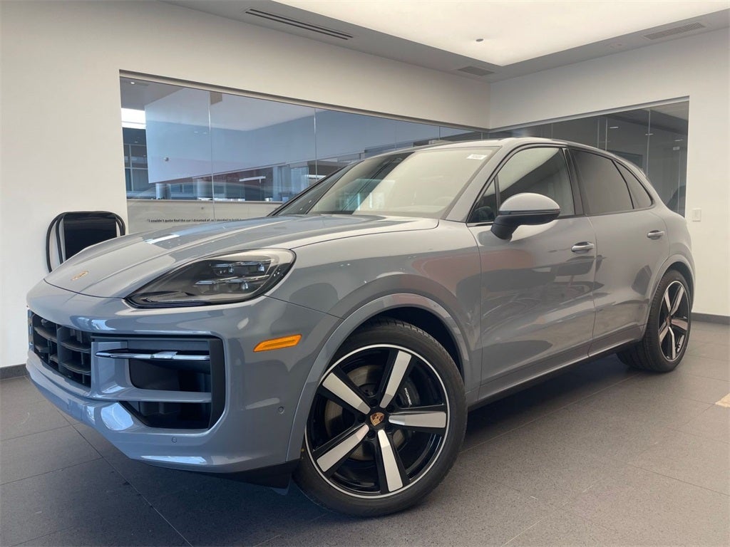 2026 Porsche Cayenne Base