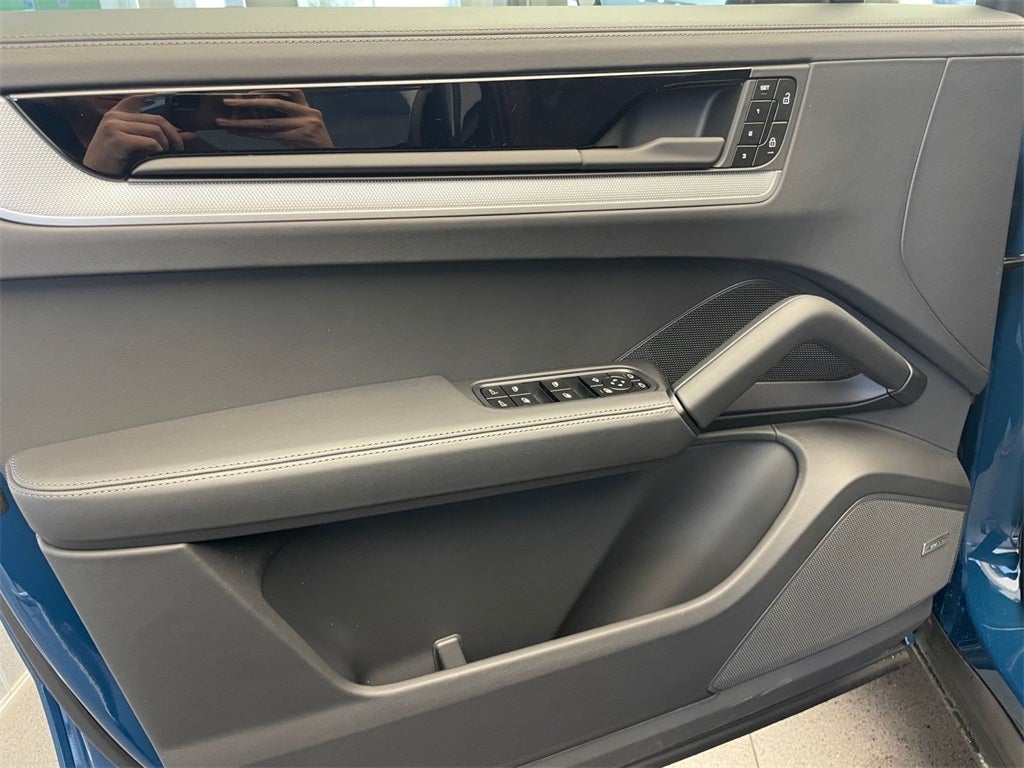 2026 Porsche Cayenne Base