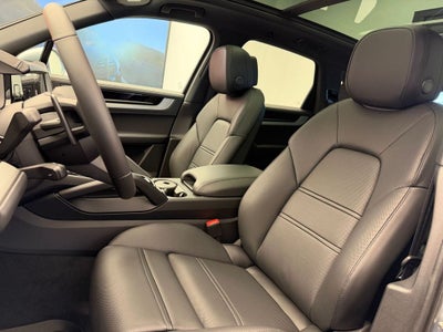 2026 Porsche Cayenne Base