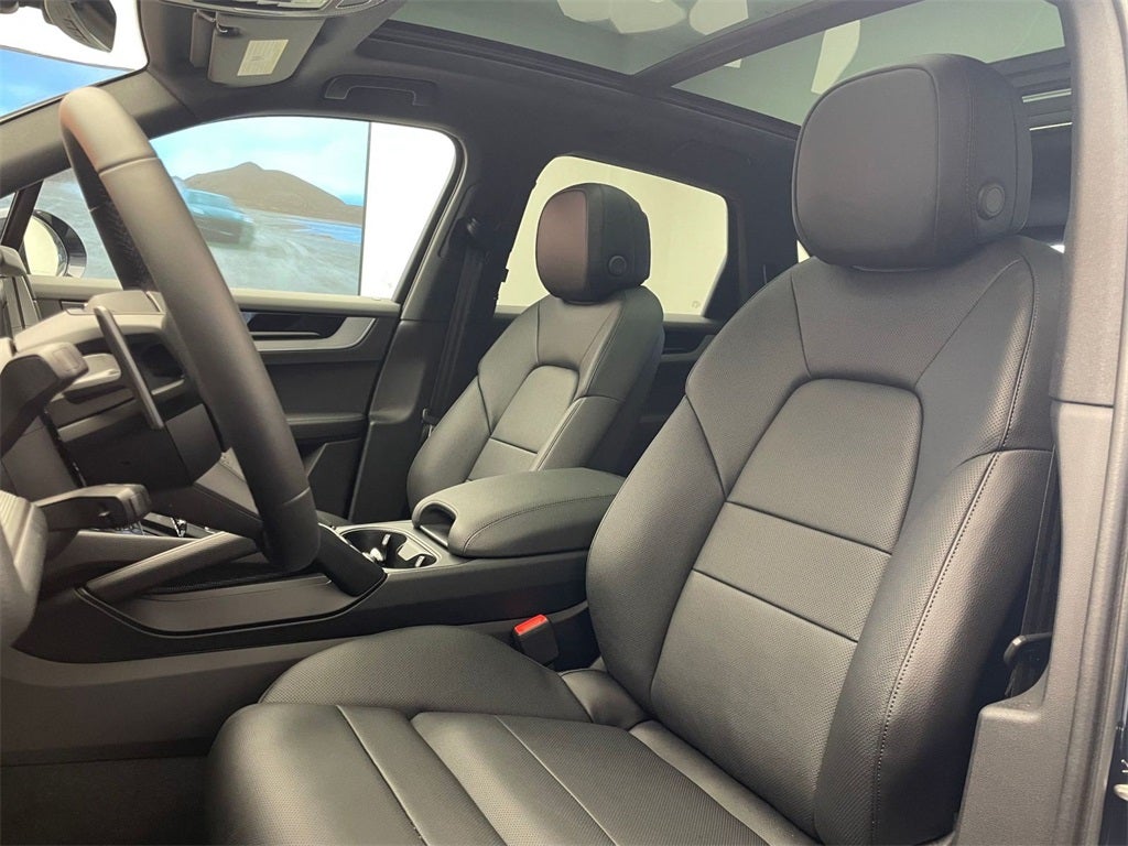 2026 Porsche Cayenne Base