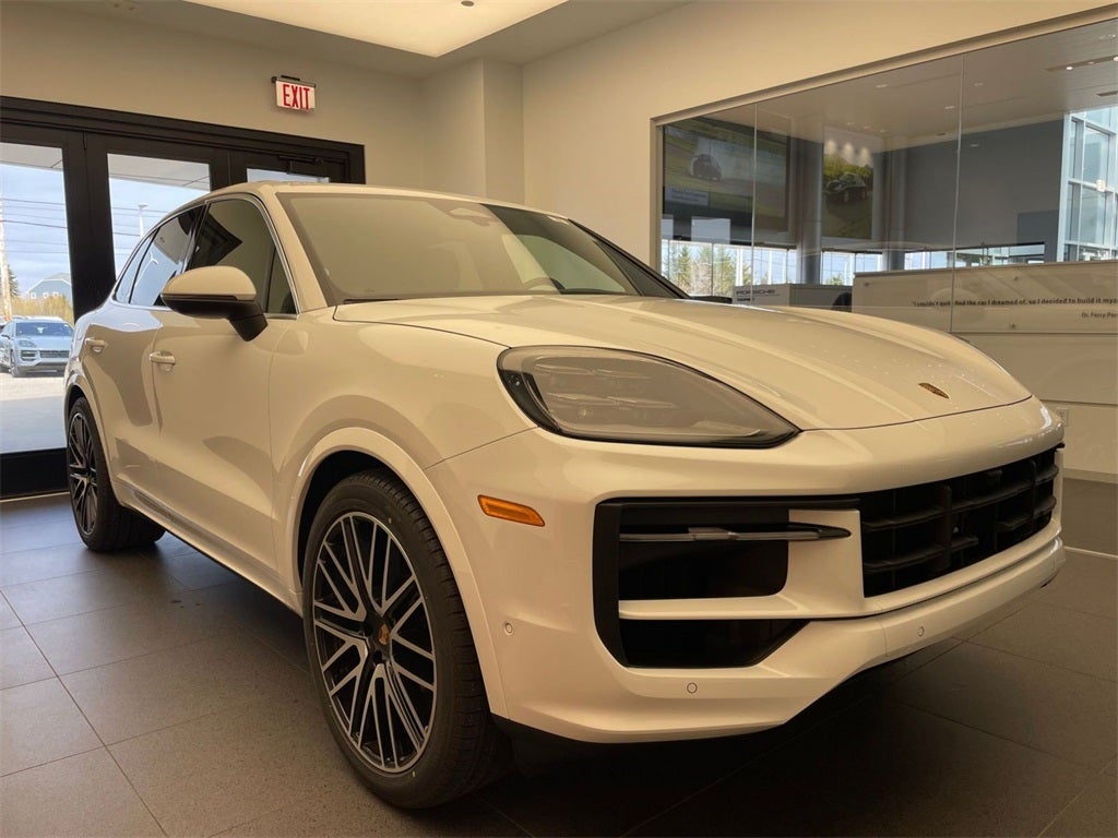 2026 Porsche Cayenne Base