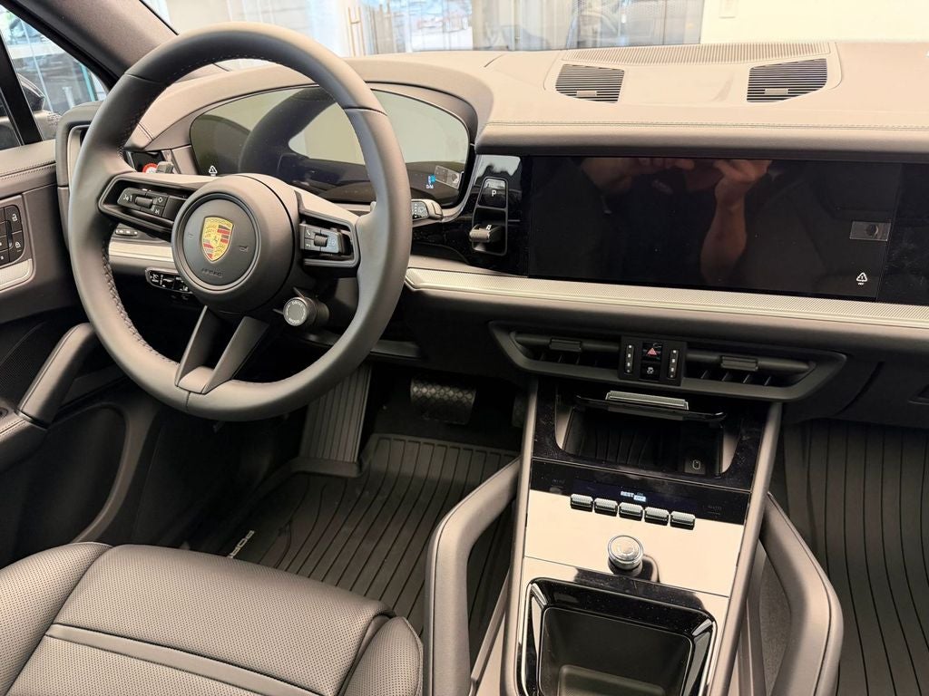 2026 Porsche Cayenne Base