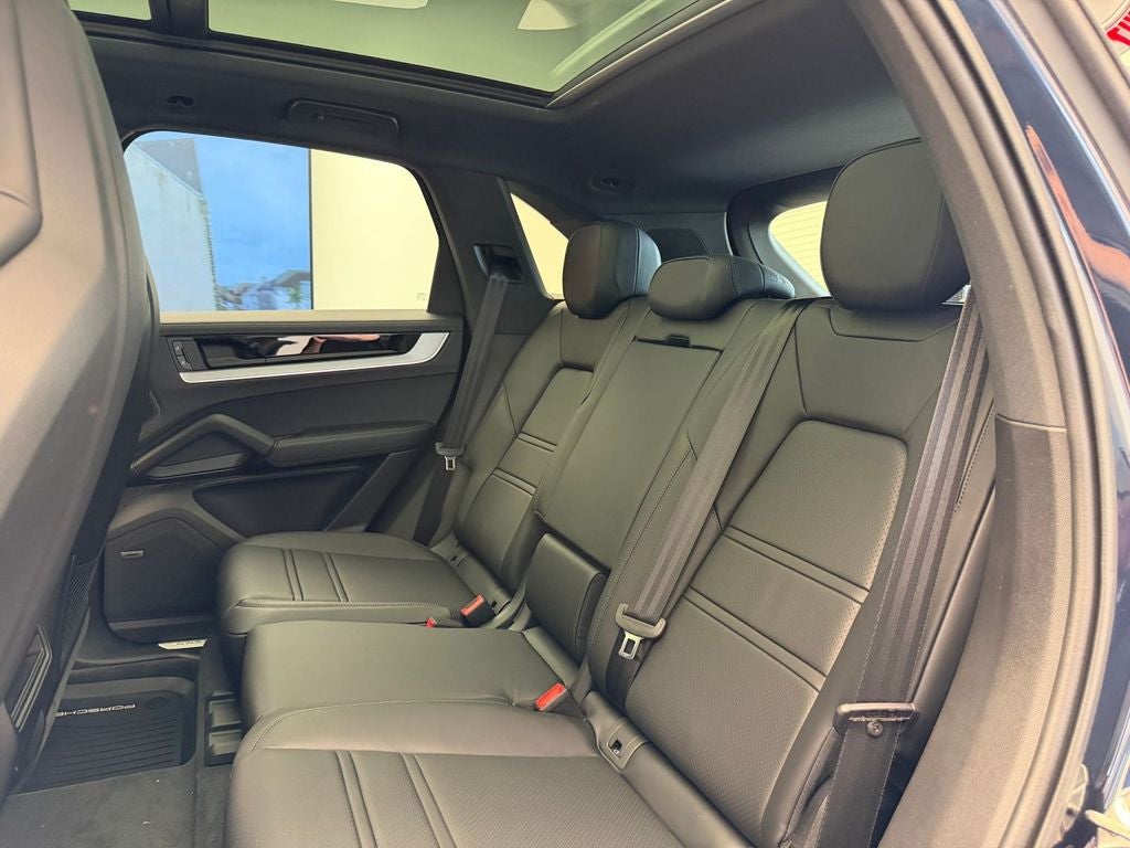 2026 Porsche Cayenne Base