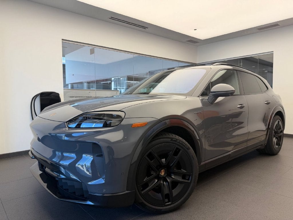 2026 Porsche Cayenne Base