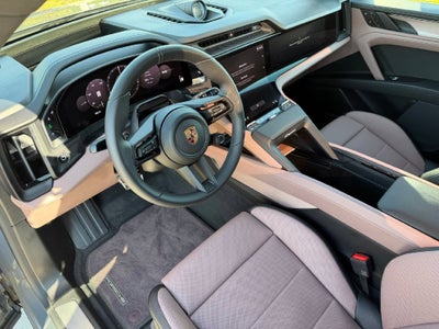 2026 Porsche Cayenne Base