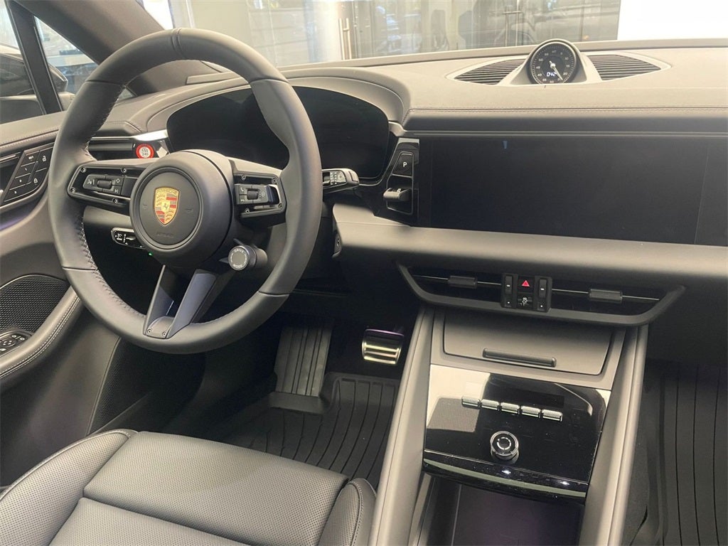 2025 Porsche Macan 4S