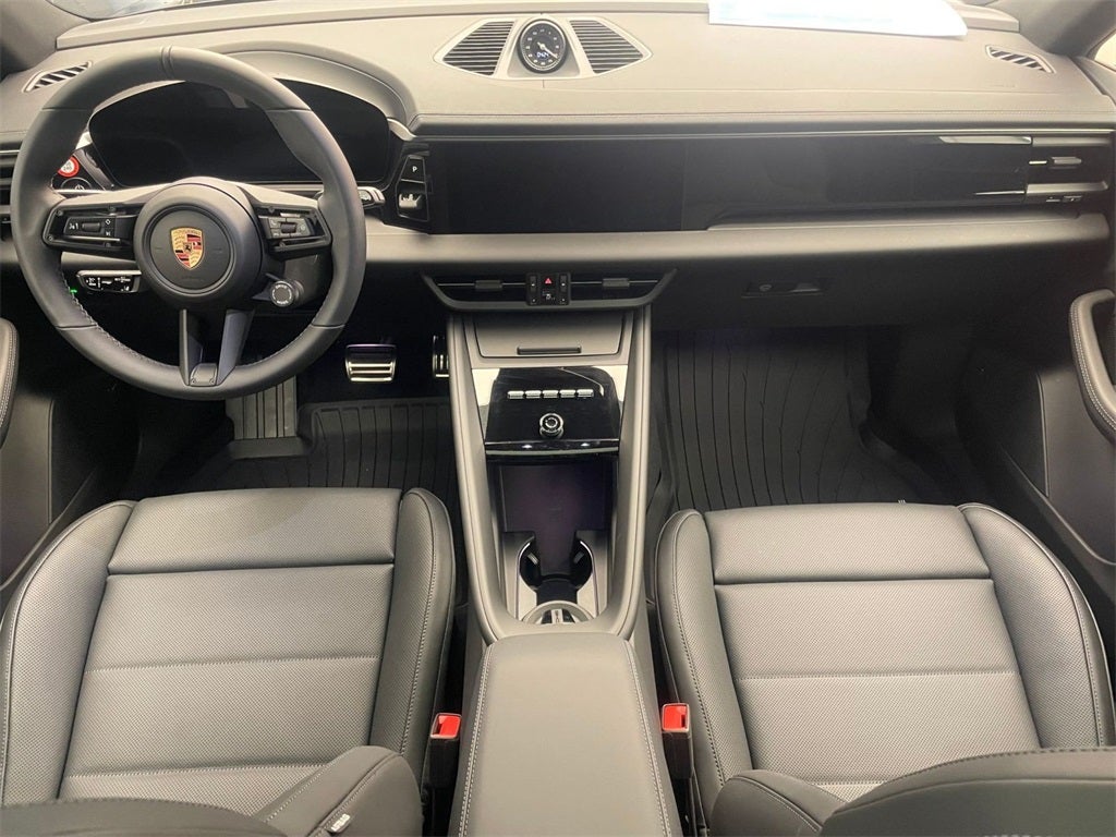 2025 Porsche Macan 4S
