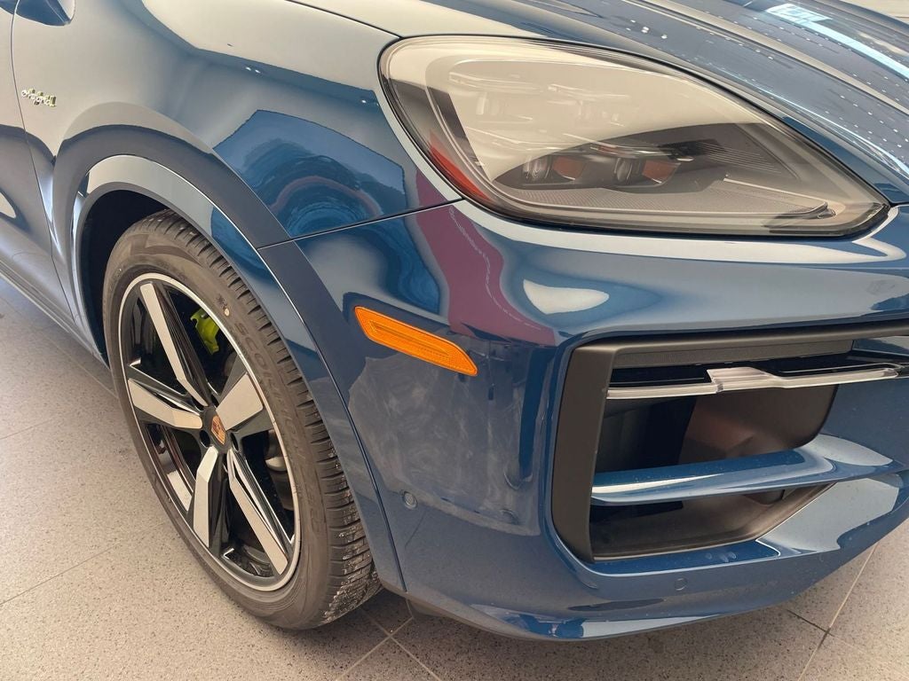 2026 Porsche Cayenne Base