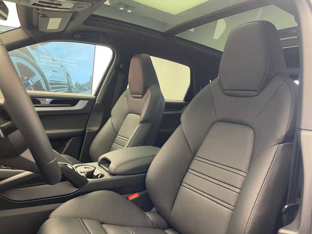 2026 Porsche Cayenne Base