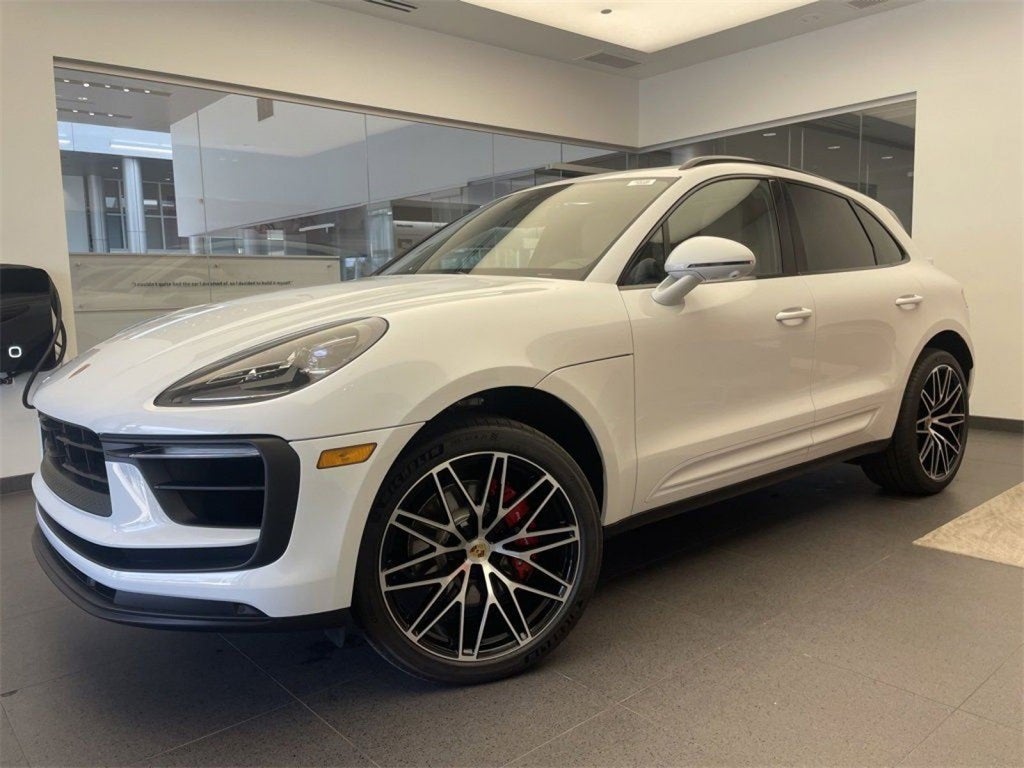2025 Porsche Macan S